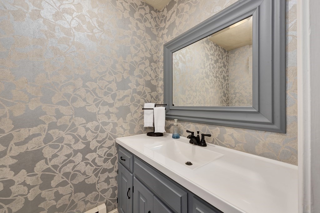 378 Ipswich Road Boxford, MA 01921 - Photo 25 of 35