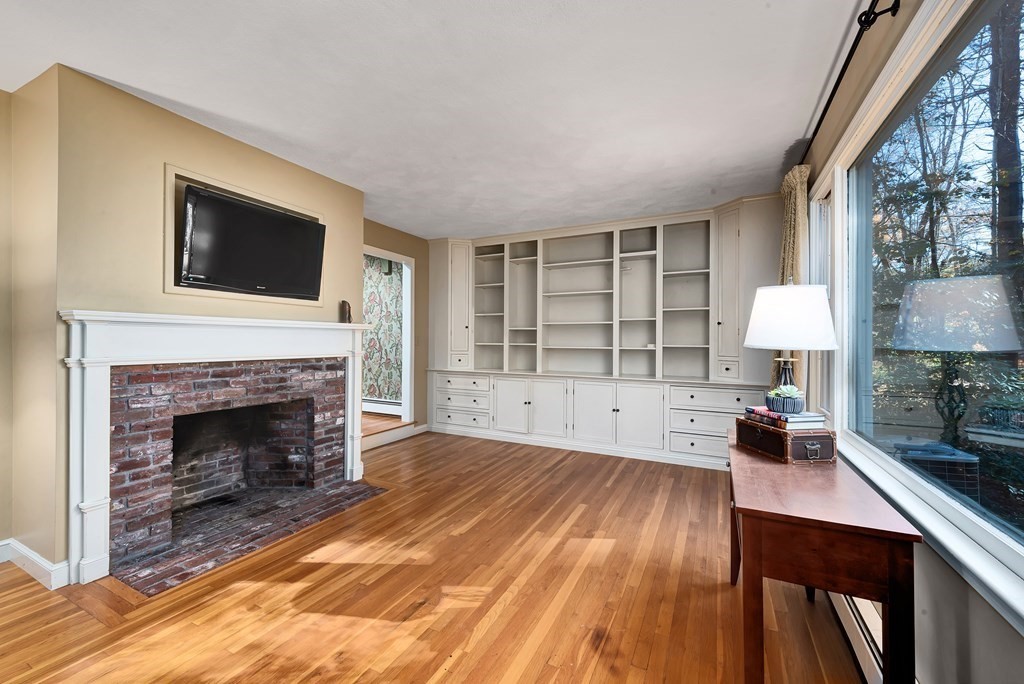 378 Ipswich Road Boxford, MA 01921 - Photo 9 of 35