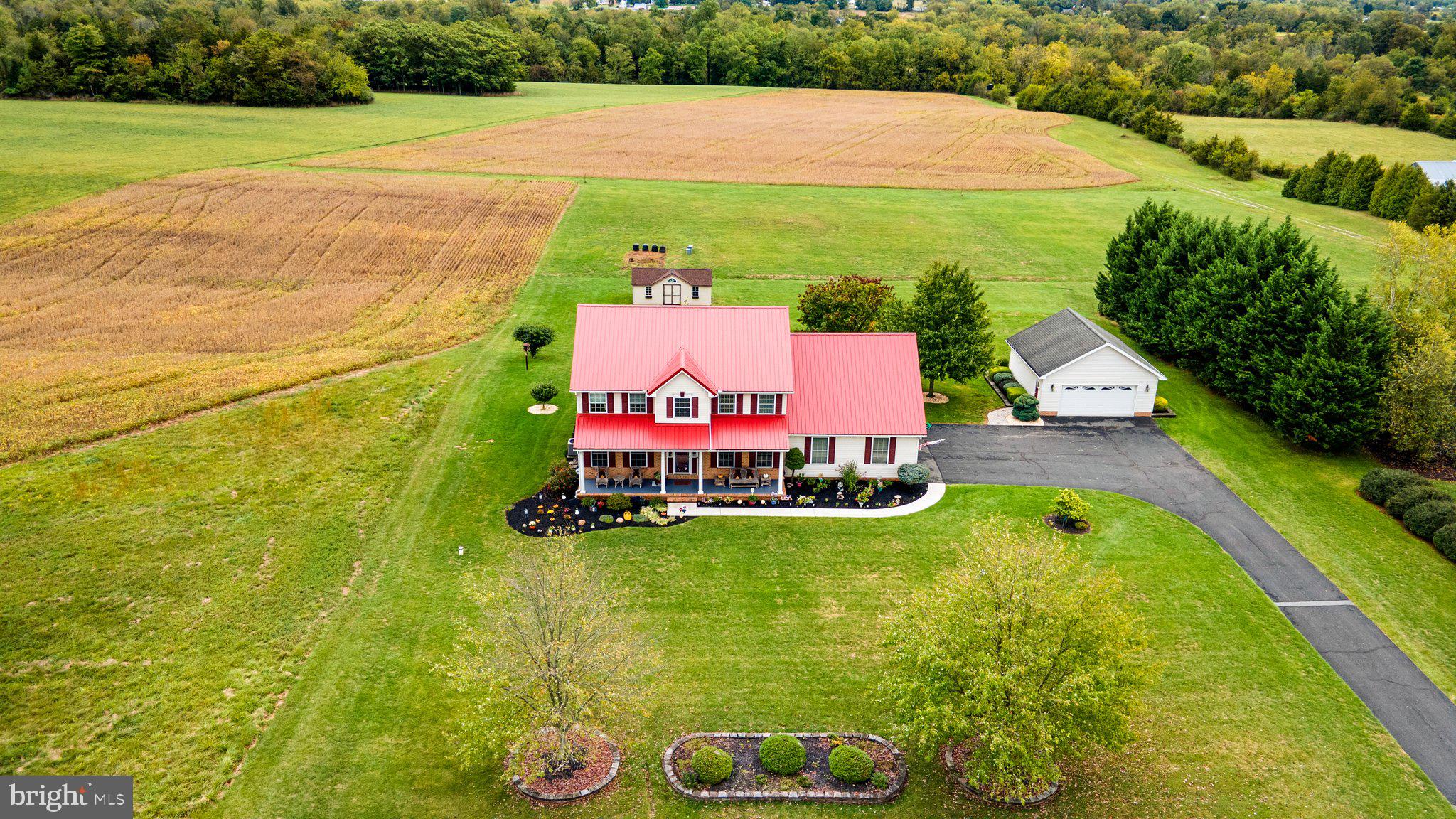 195 Two Taverns Road Littlestown, PA 17340 - Photo 4 of 40