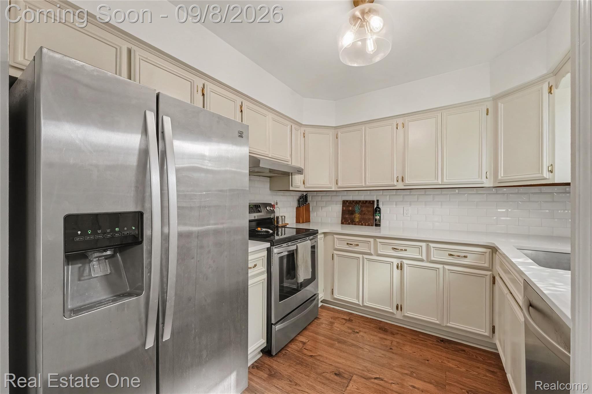 4410 South Rochester Road Royal Oak, MI 48073 - Photo 6 of 14 005_file_9915.jpg