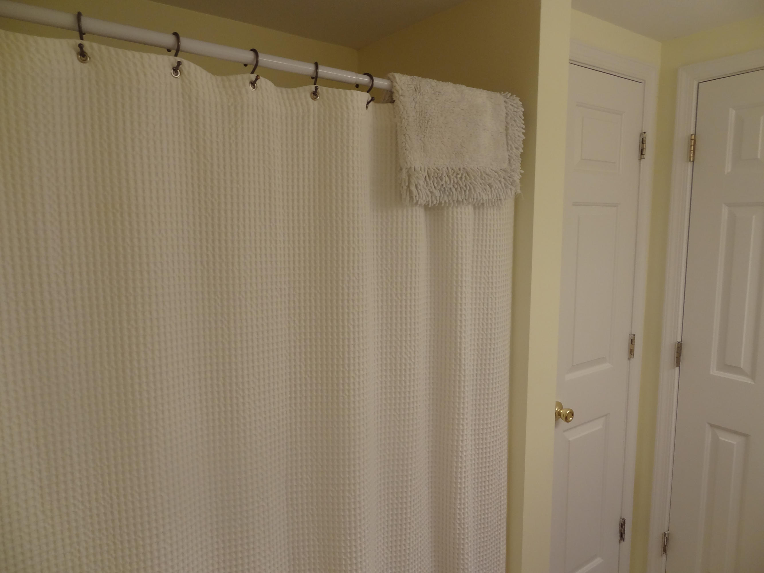 310 Woodbrook Road Moneta, VA 24121 - Photo 39 of 57 Bathroom 2 Lower