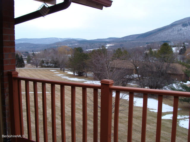 189 Stratton Road, Unit E6 Williamstown, MA 01267 - Photo 8 of 10 stratton17