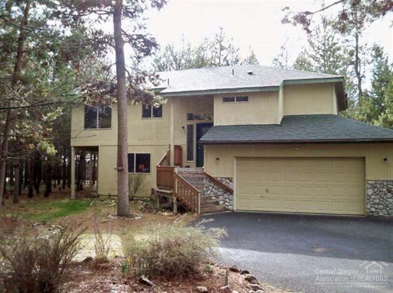 55833 Osprey Road Bend, OR 97707 - Photo 1 of 12 Primary Photo