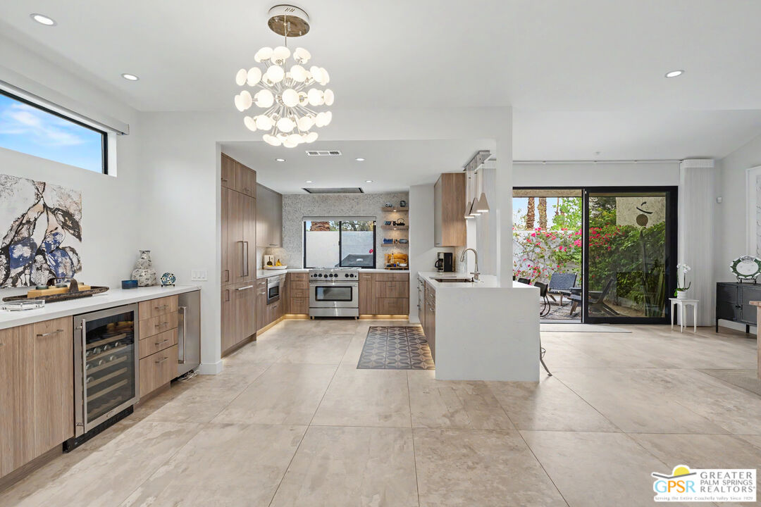 1310 East Andreas Road Palm Springs, CA 92262 - Photo 13 of 55