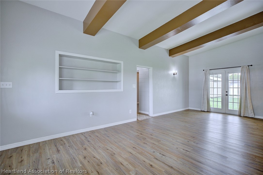 2326 Cleveland Road Sebring, FL 33870 - Photo 5 of 39