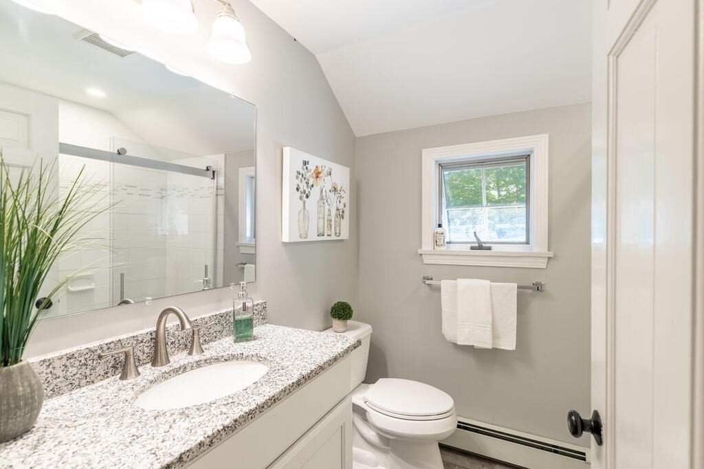13 Hart Road Lynnfield, MA 01940 - Photo 16 of 36 Gallery Image 16