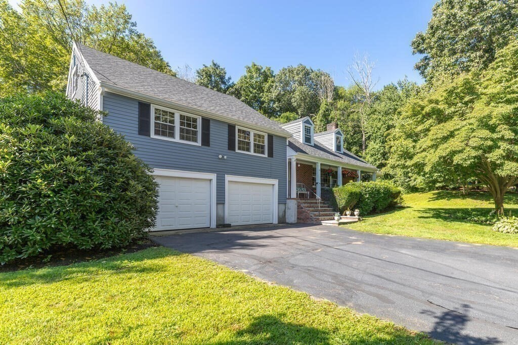 13 Hart Road Lynnfield, MA 01940 - Photo 22 of 36 Gallery Image 22