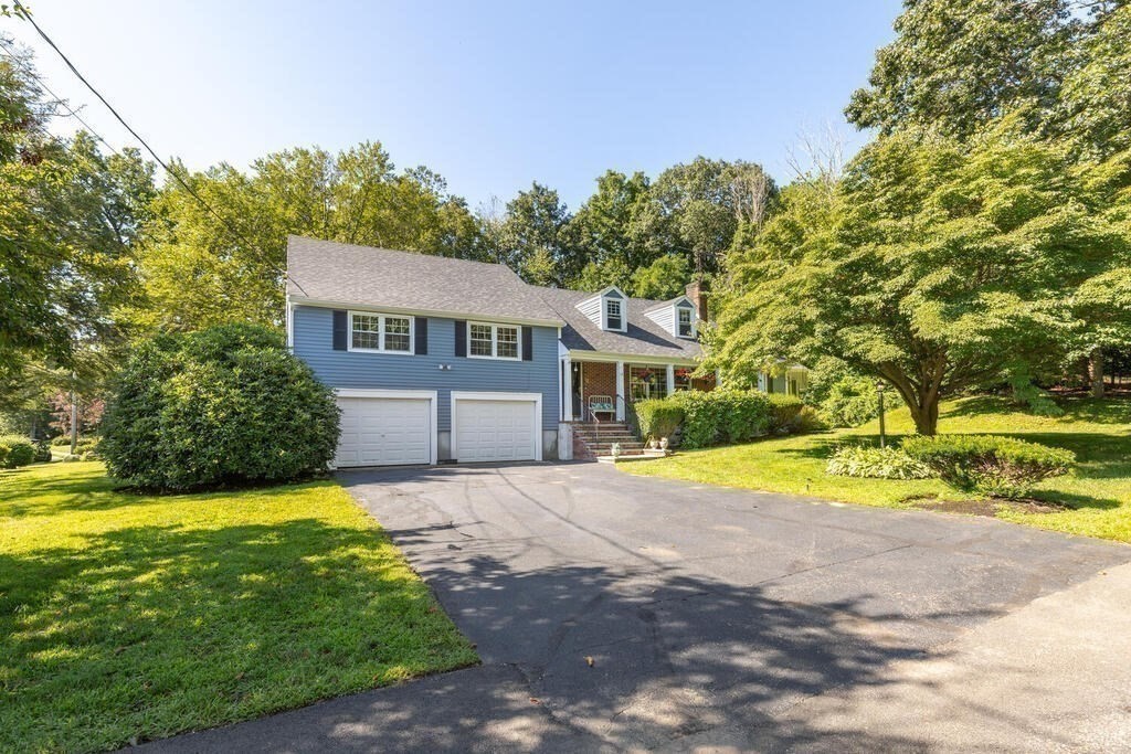 13 Hart Road Lynnfield, MA 01940 - Photo 23 of 36 Gallery Image 23