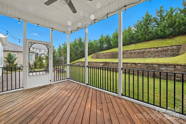 $989,000 | 425 Cassia Court, Tega Cay, SC 29708