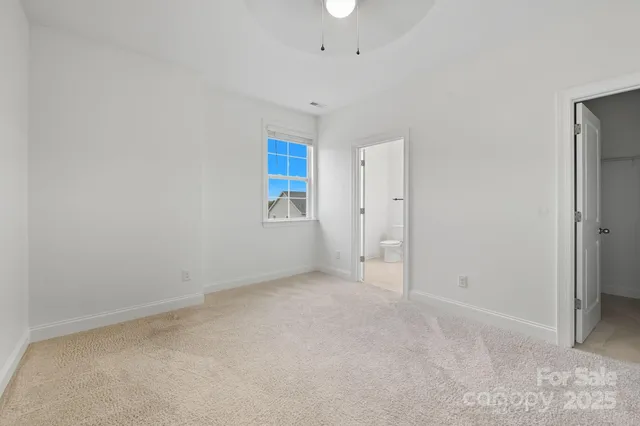 $989,000 | 425 Cassia Court, Tega Cay, SC 29708