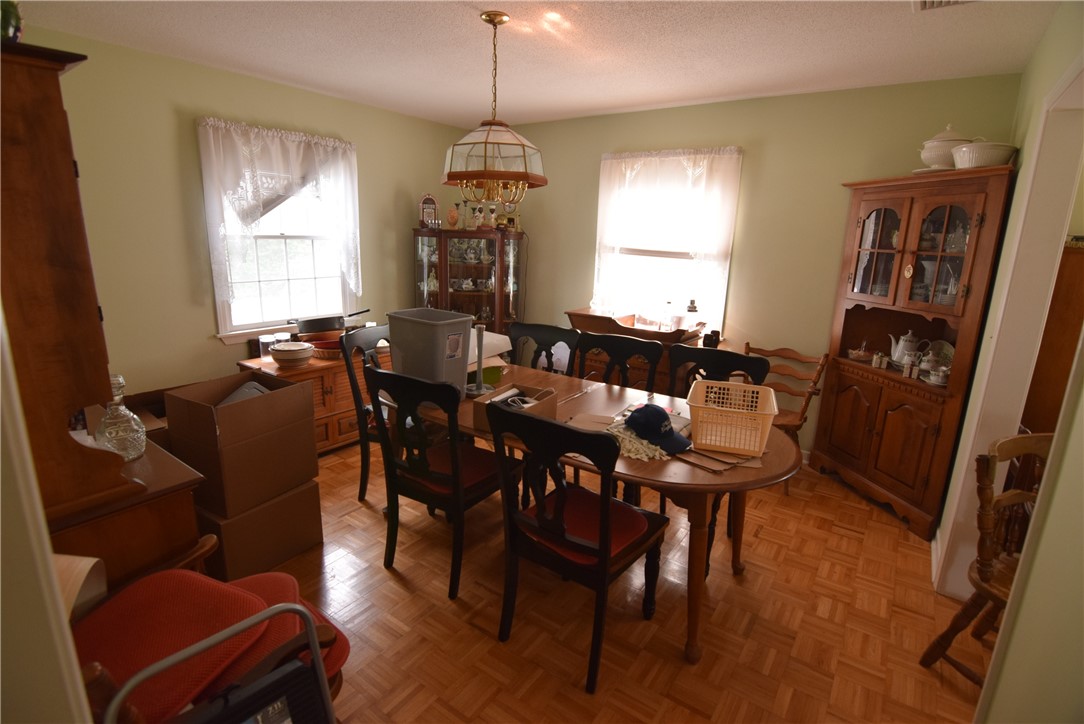 8 Pequot Avenue Westerly, RI 02891 - Photo 6 of 33 large dining room just off kitchen and living room