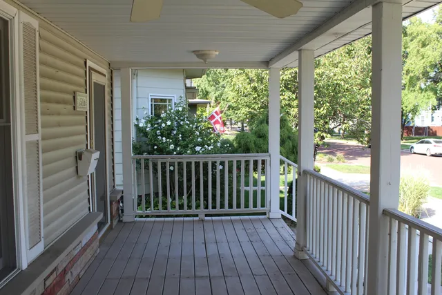 $350,000 | 1516 Forres Avenue, St. Joseph, MI 49085