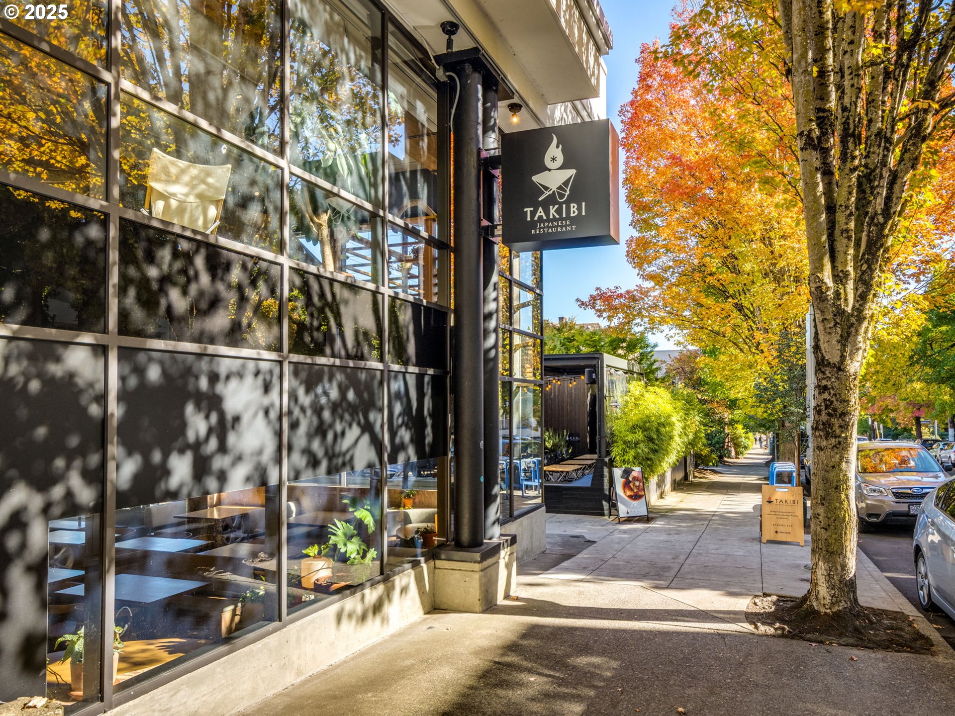 2137 Northwest Everett Street, Unit B Portland, OR 97210 - Photo 24 of 28 a view of outdoor space with street view