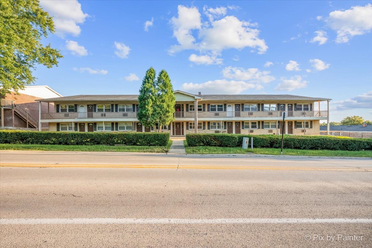 821 Bode Road, Unit 8 Elgin, IL 60120 - Photo 26 of 27 Gallery Image 26