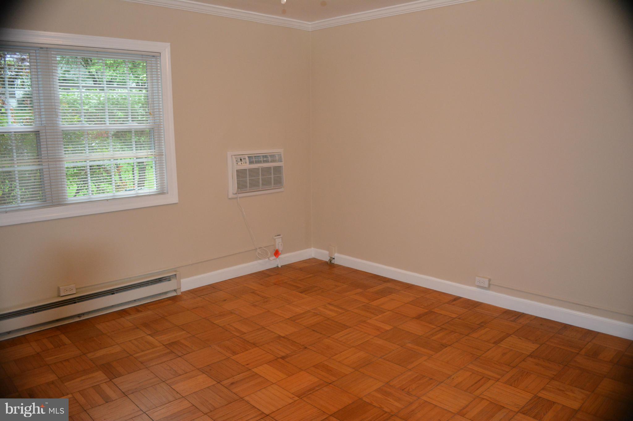 1739 Preston Road Alexandria, VA 22302 - Photo 25 of 30 Bedroom (Master)