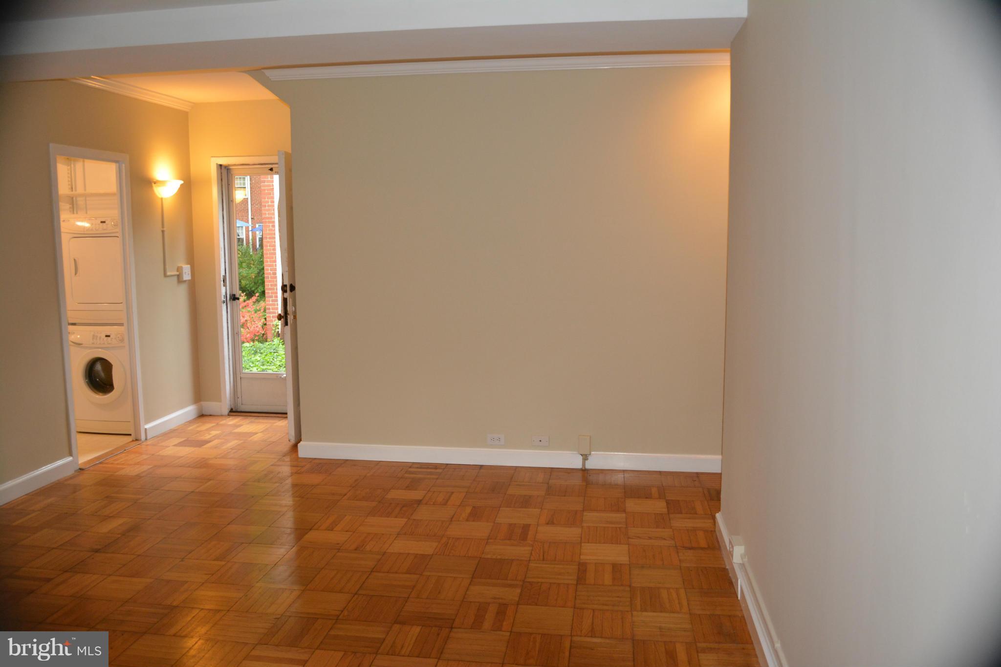 1739 Preston Road Alexandria, VA 22302 - Photo 27 of 30 Interior (General)
