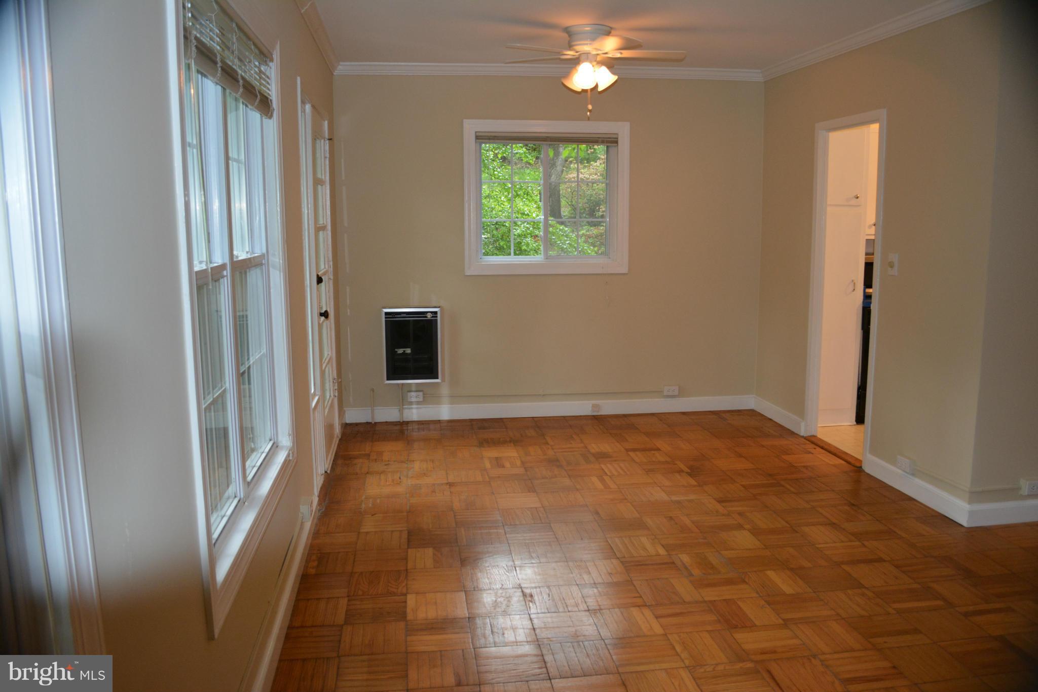 1739 Preston Road Alexandria, VA 22302 - Photo 28 of 30 Interior (General)
