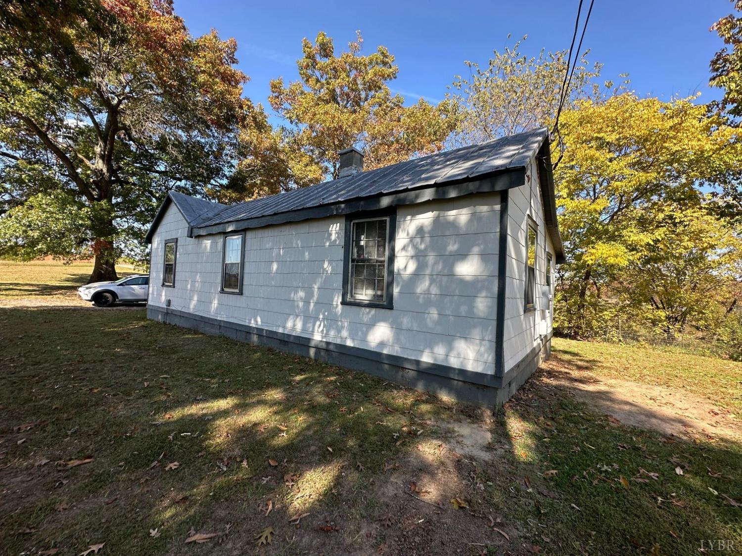 48 Clarion Road Altavista, VA 24517 - Photo 5 of 14 Gallery Image 5