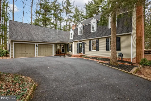 $569,900 | 7 Weston Drive, Mohnton, PA 19540