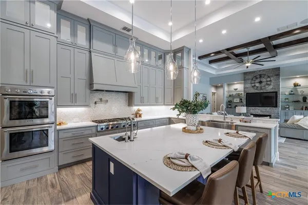 $1,250,000 | 27914 Bogen Road, New Braunfels, TX 78132