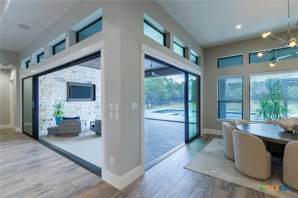 $1,250,000 | 27914 Bogen Road, New Braunfels, TX 78132