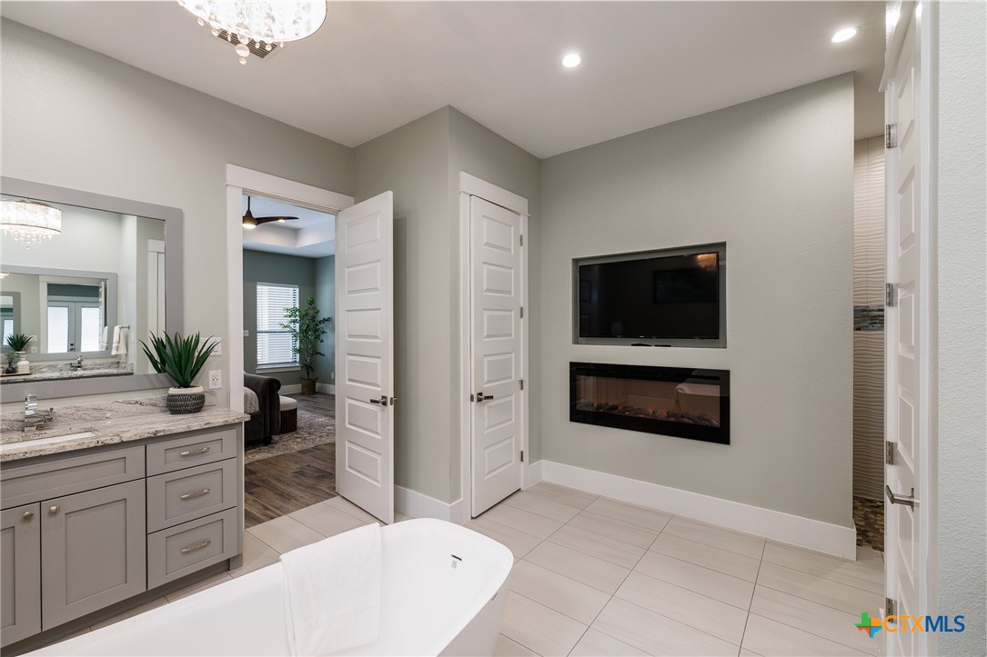 27914 Bogen Road New Braunfels, TX 78132 - Photo 25 of 45