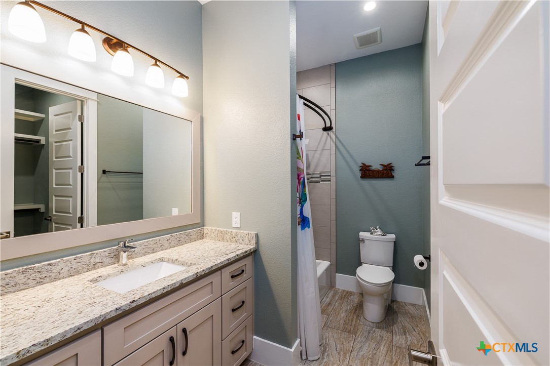 27914 Bogen Road New Braunfels, TX 78132 - Photo 32 of 45