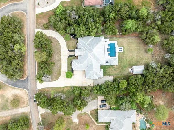 $1,250,000 | 27914 Bogen Road, New Braunfels, TX 78132