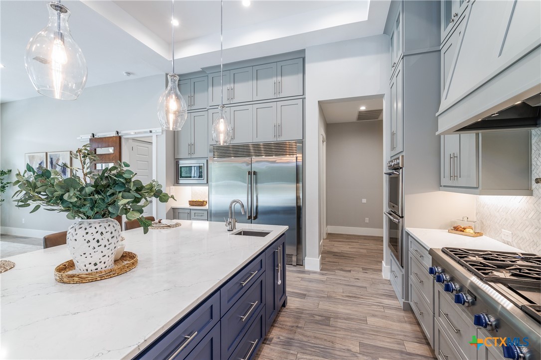 27914 Bogen Road New Braunfels, TX 78132 - Photo 10 of 45