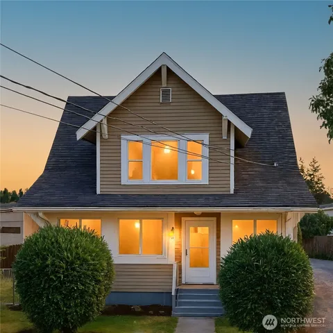 $529,950 | 4826 South M Street, Tacoma, WA 98408