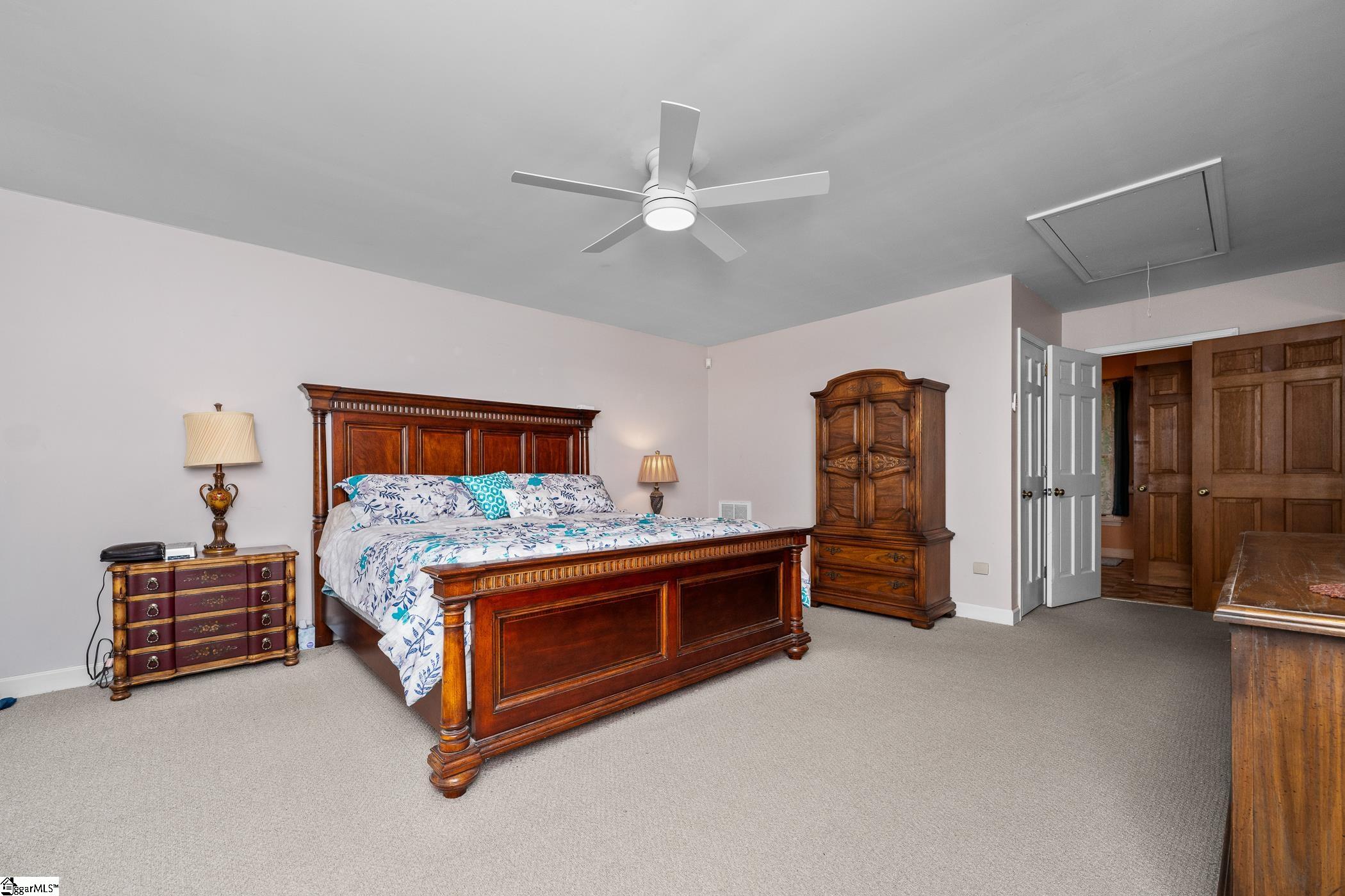 223 Covington Road Greenville, SC 29617 - Photo 16 of 39