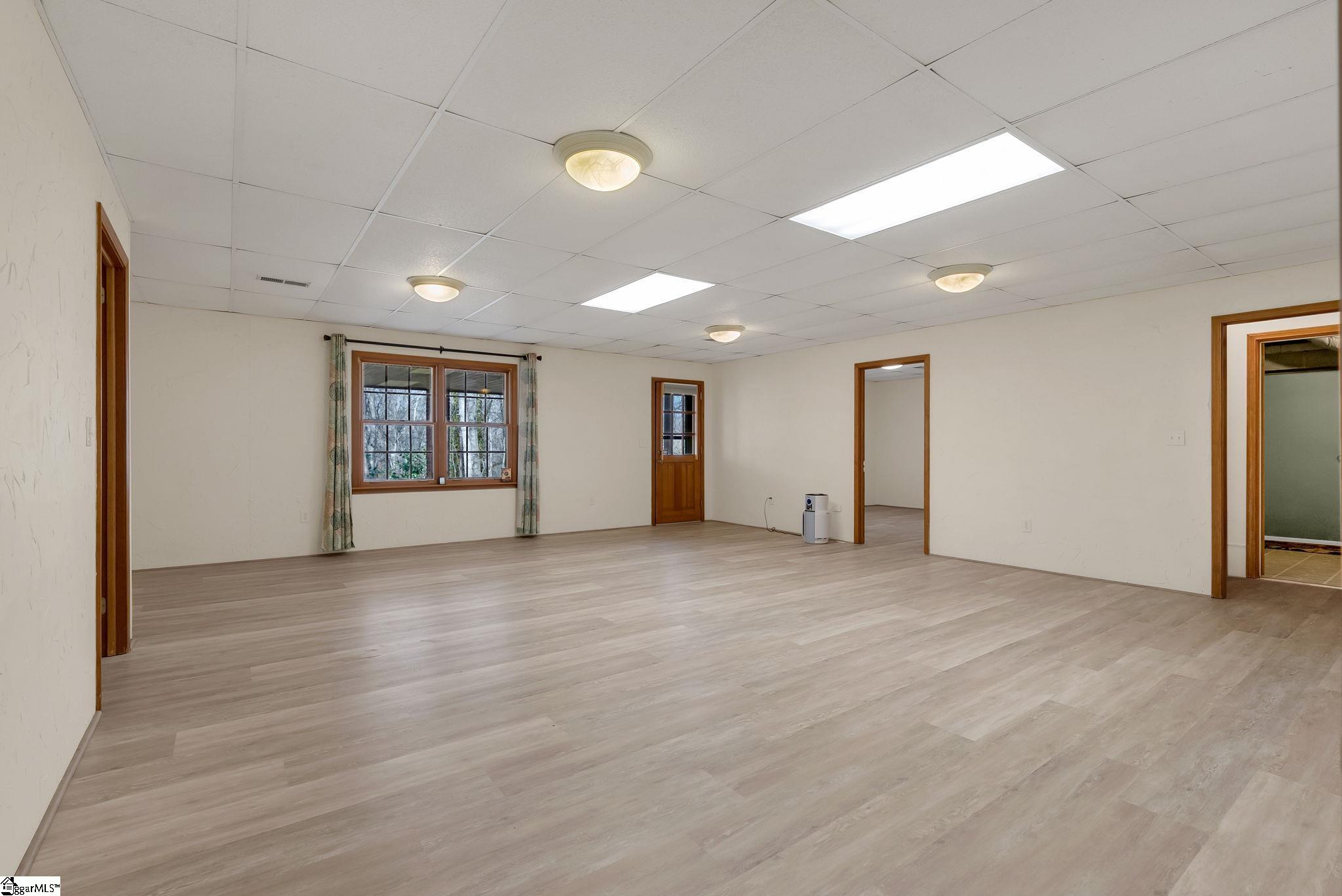 223 Covington Road Greenville, SC 29617 - Photo 20 of 39