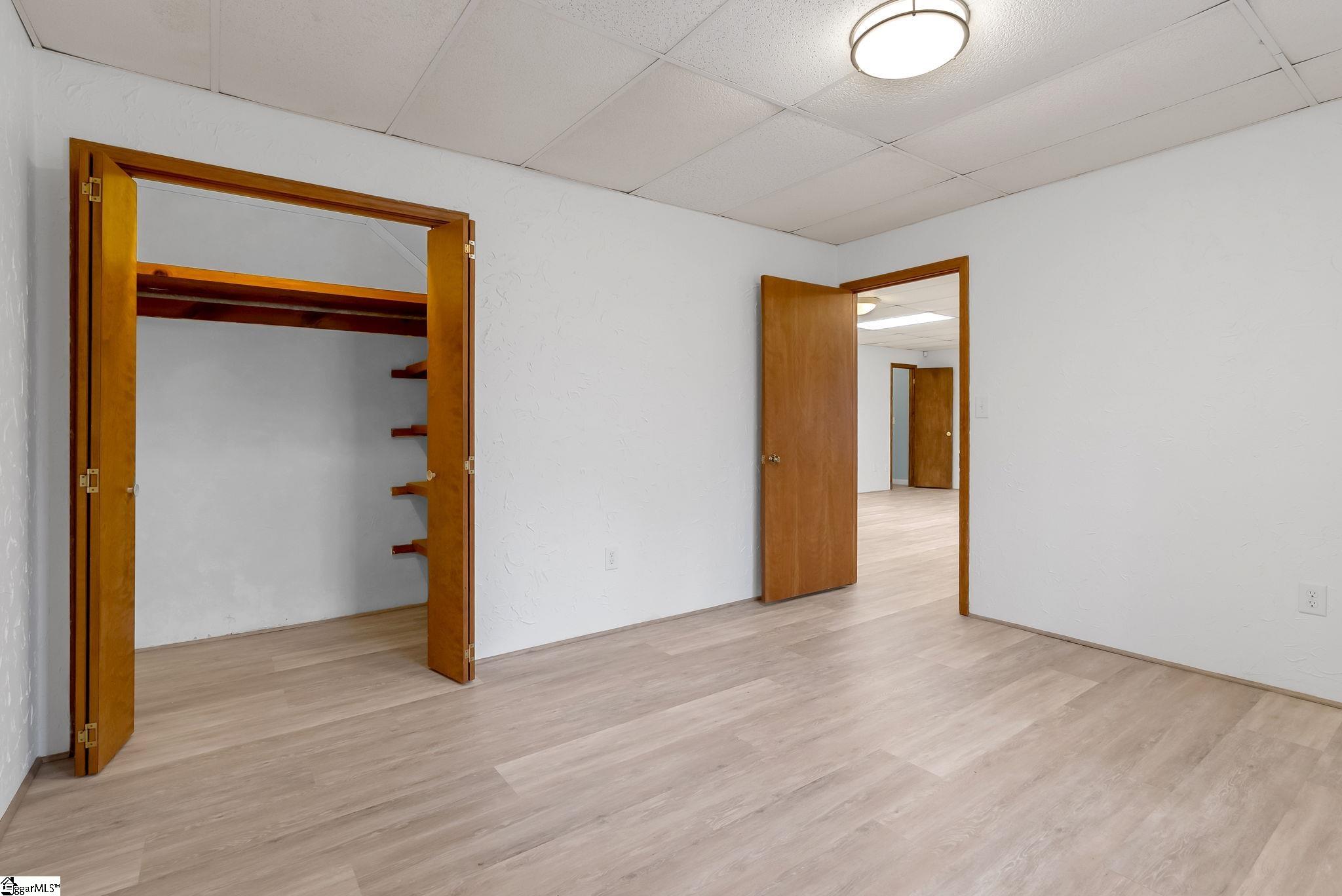 223 Covington Road Greenville, SC 29617 - Photo 31 of 39