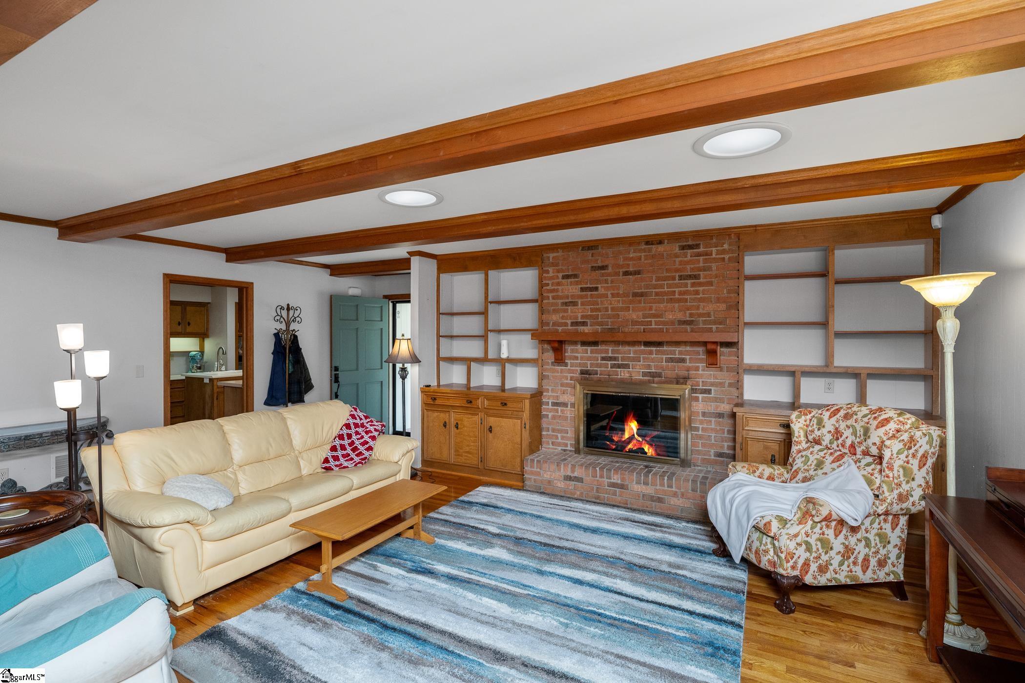 223 Covington Road Greenville, SC 29617 - Photo 9 of 39