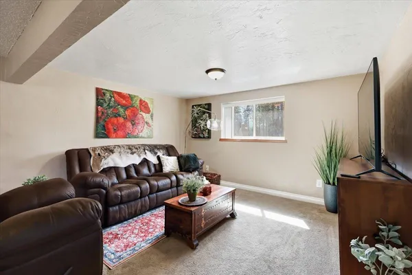 $469,900 | 11462 West Tamarac Lane, Nine Mile Falls, WA 99026