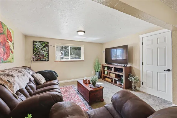 $469,900 | 11462 West Tamarac Lane, Nine Mile Falls, WA 99026
