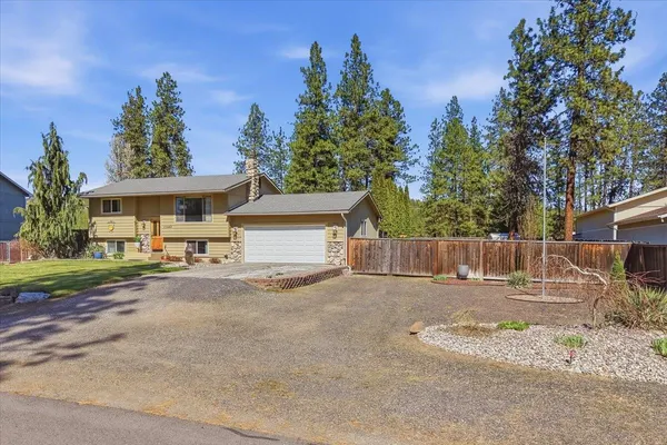 $469,900 | 11462 West Tamarac Lane, Nine Mile Falls, WA 99026
