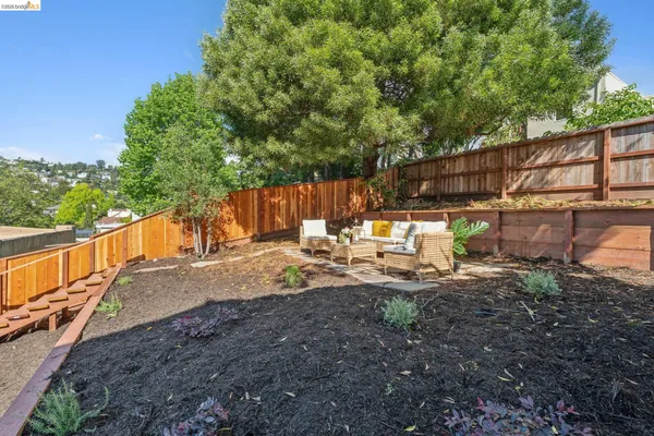 $779,000 | 3918 Fruitvale Avenue, Oakland, CA 94602