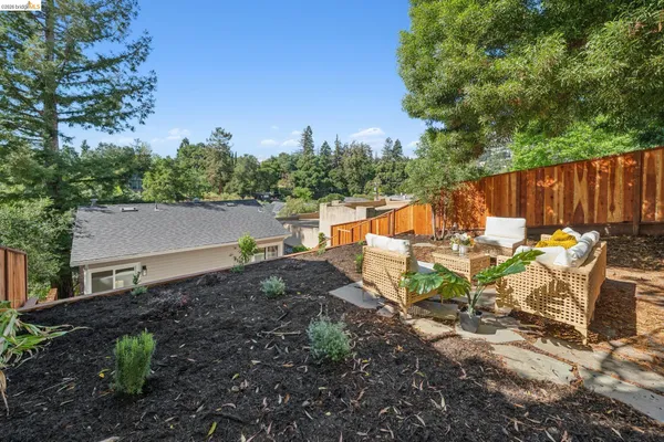 $779,000 | 3918 Fruitvale Avenue, Oakland, CA 94602