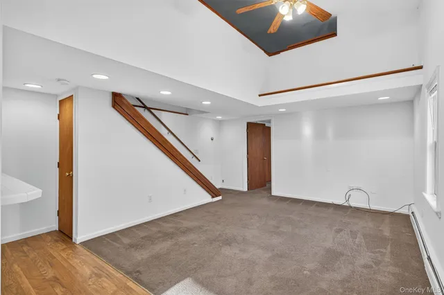 $979,000 | 412 Ruskey Lane, Hyde Park, NY 12538