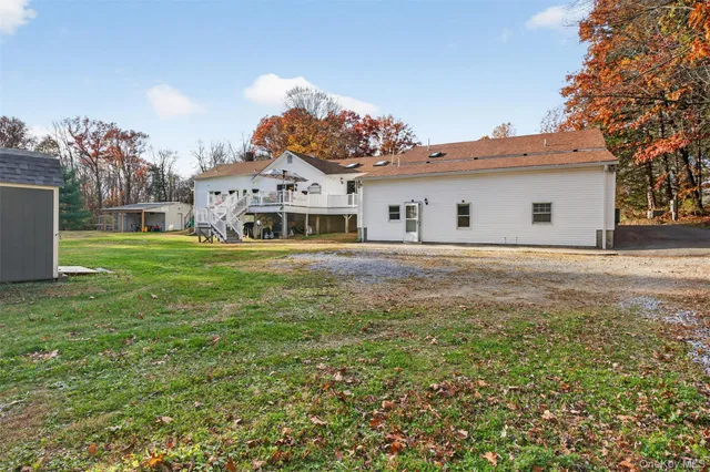 $979,000 | 412 Ruskey Lane, Hyde Park, NY 12538