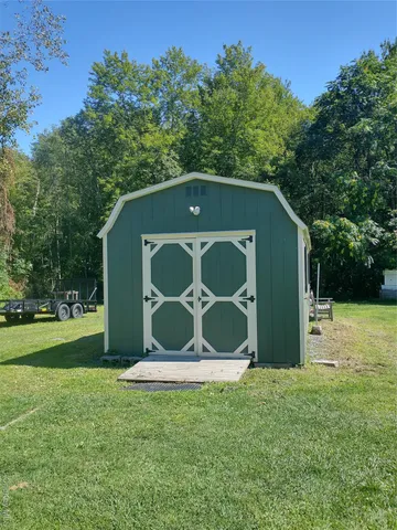 $979,000 | 412 Ruskey Lane, Hyde Park, NY 12538