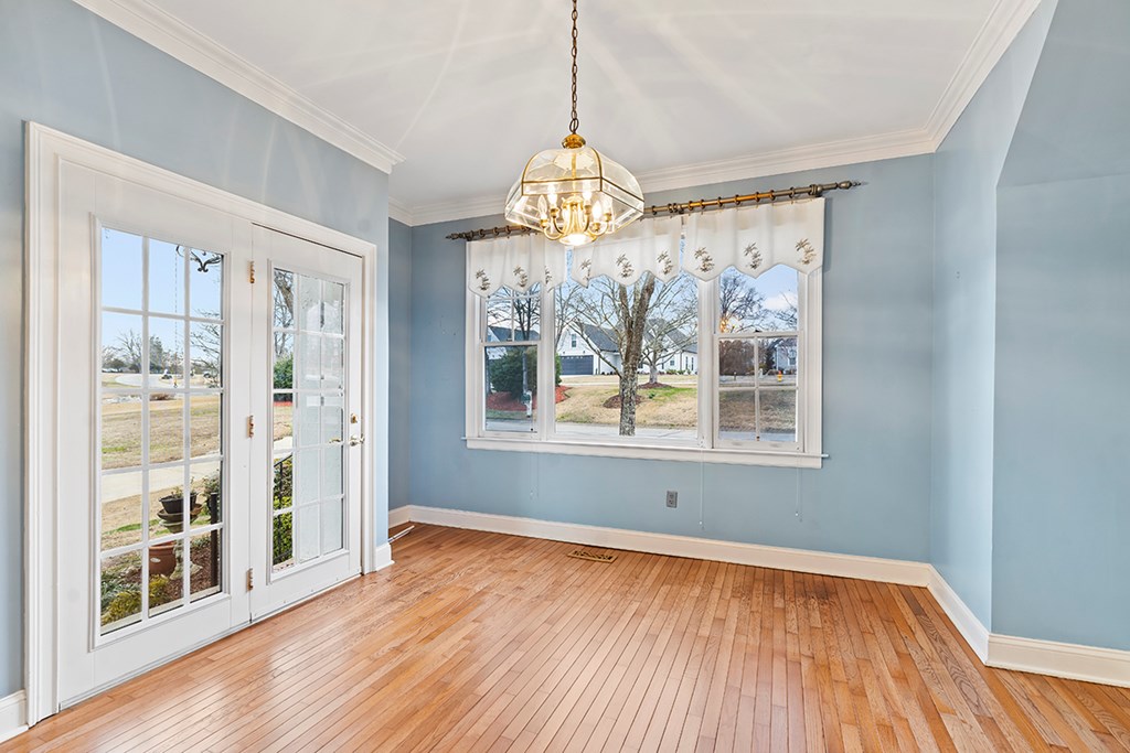106 Village Road Greenwood, SC 29649 - Photo 13 of 38 Gallery Image 13
