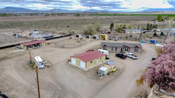 $425,000 | 31 Amanette Way, Yerington, NV 89447