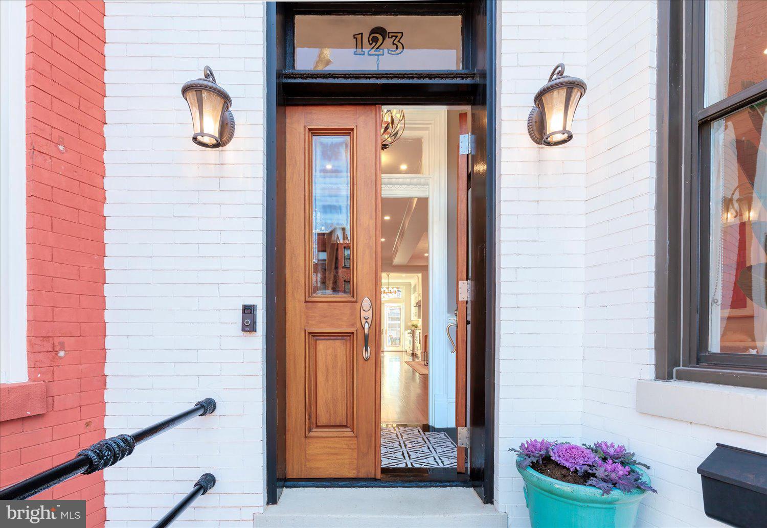 123 5th Street Northeast Washington, DC 20002 - Photo 5 of 77 Custom mahogany doors