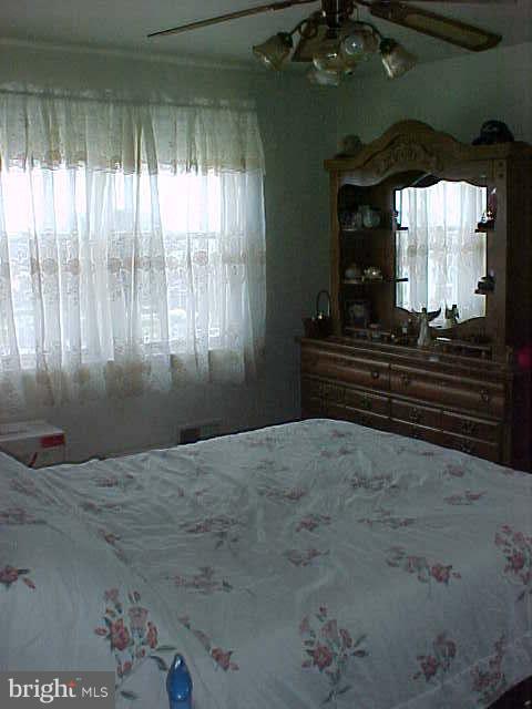 1930 Eastfield Road Baltimore, MD 21222 - Photo 10 of 22 Bath (Master)