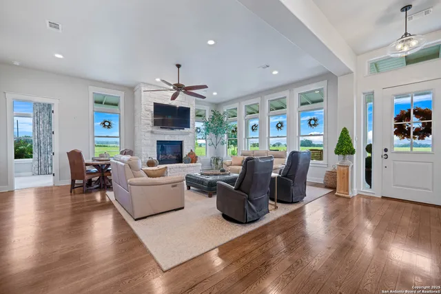 $8,900,000 | Undisclosed Address, Florence, TX 76527