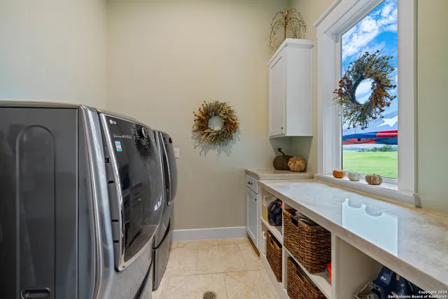 $8,900,000 | Undisclosed Address, Florence, TX 76527