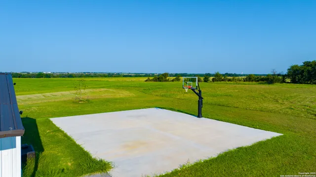 $8,900,000 | Undisclosed Address, Florence, TX 76527