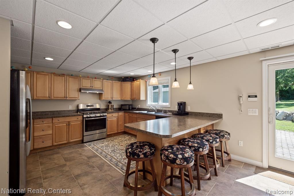 10180 Hadley Road Clarkston, MI 48348 - Photo 32 of 54